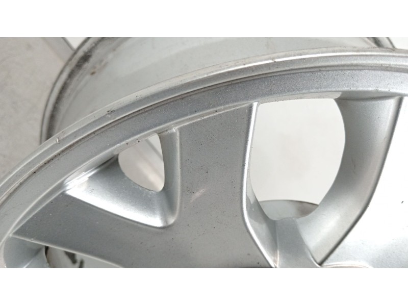 Recambio de llanta para ssangyong rexton 2.9 td gls referencia OEM IAM 4173008620  