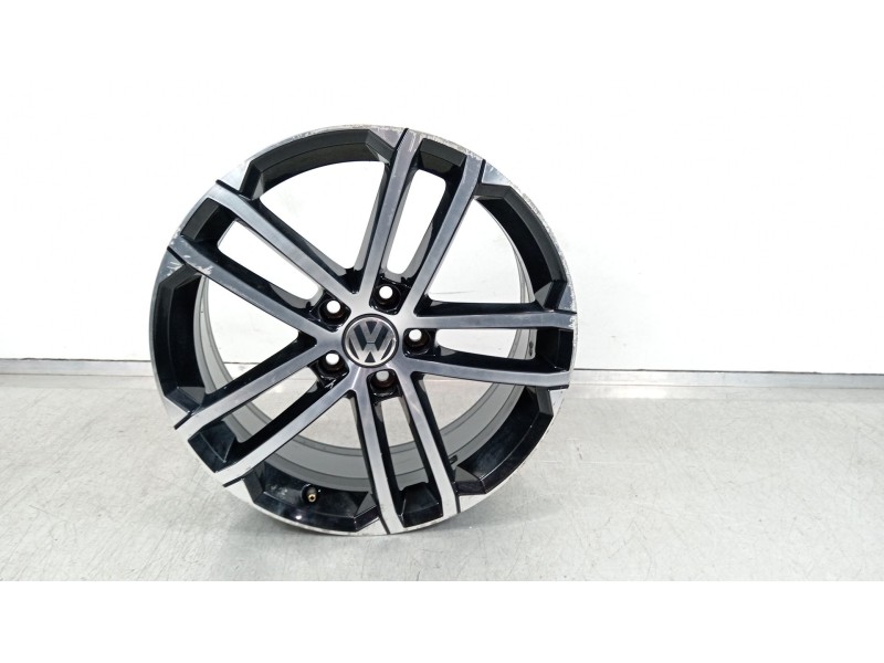 Recambio de llanta para volkswagen golf vii lim. gte referencia OEM IAM 560601025AQ  