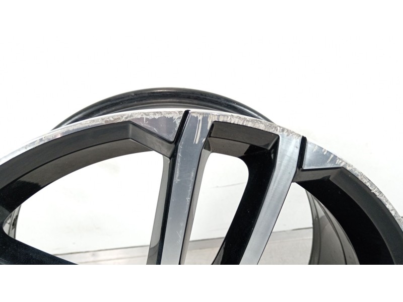 Recambio de llanta para volkswagen golf vii lim. gte referencia OEM IAM 560601025AQ  