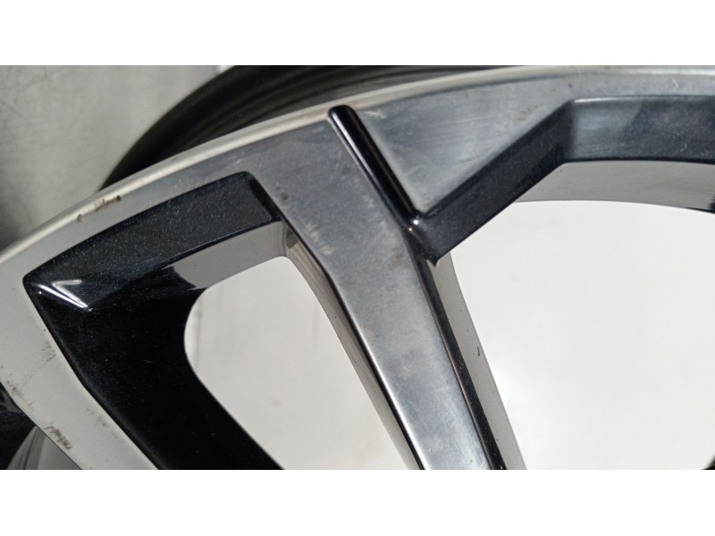 Recambio de llanta para volkswagen golf vii lim. gte referencia OEM IAM 560601025AQ  