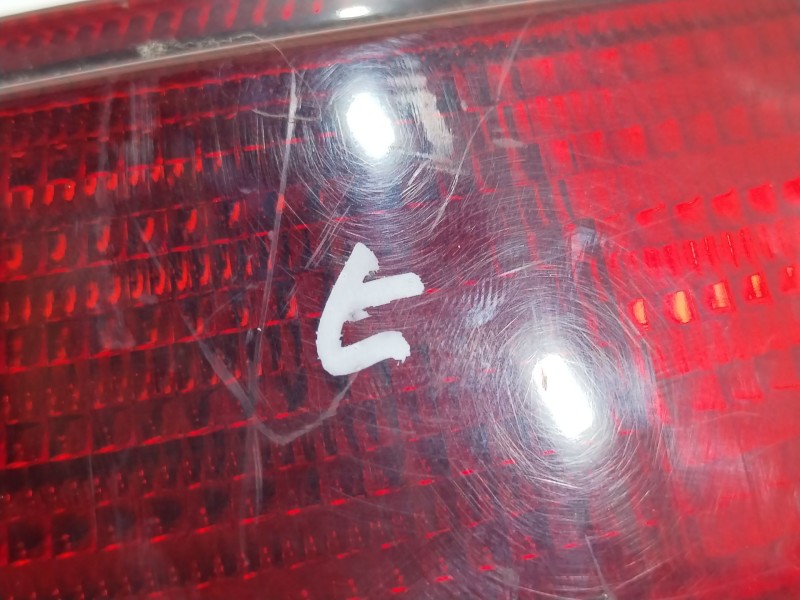 Recambio de piloto trasero derecho para volkswagen golf iv (1j1) 1.9 tdi referencia OEM IAM 1J6945096T 1J6945257 