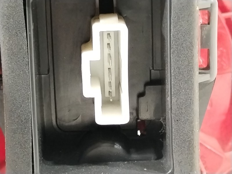 Recambio de piloto trasero derecho para peugeot 307 sw (3h) 1.6 16v referencia OEM IAM 6351Q6 89029216 