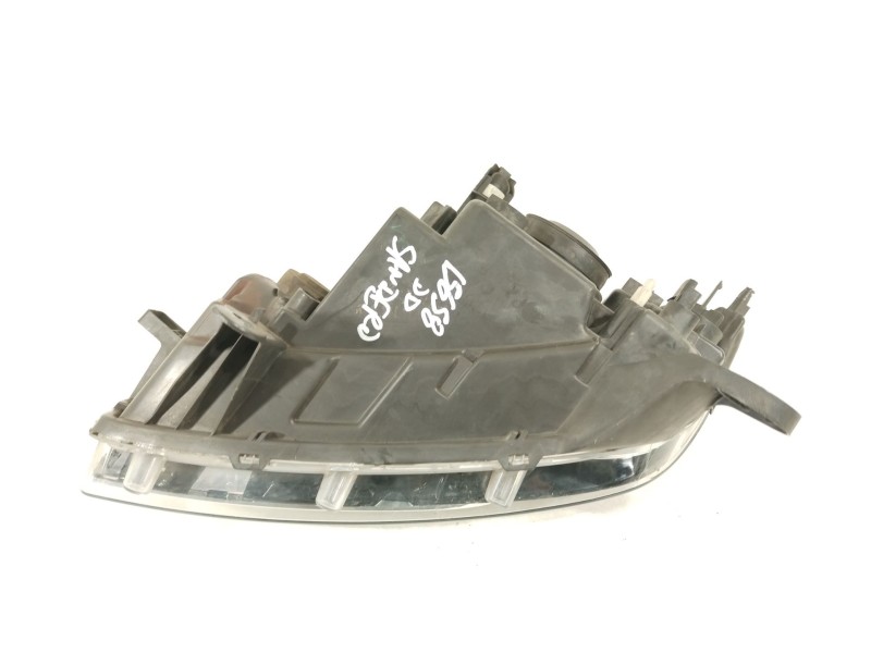 Recambio de faro derecho para dacia sandero ii (b8_) 1.5 dci referencia OEM IAM 260107615R 90029995 