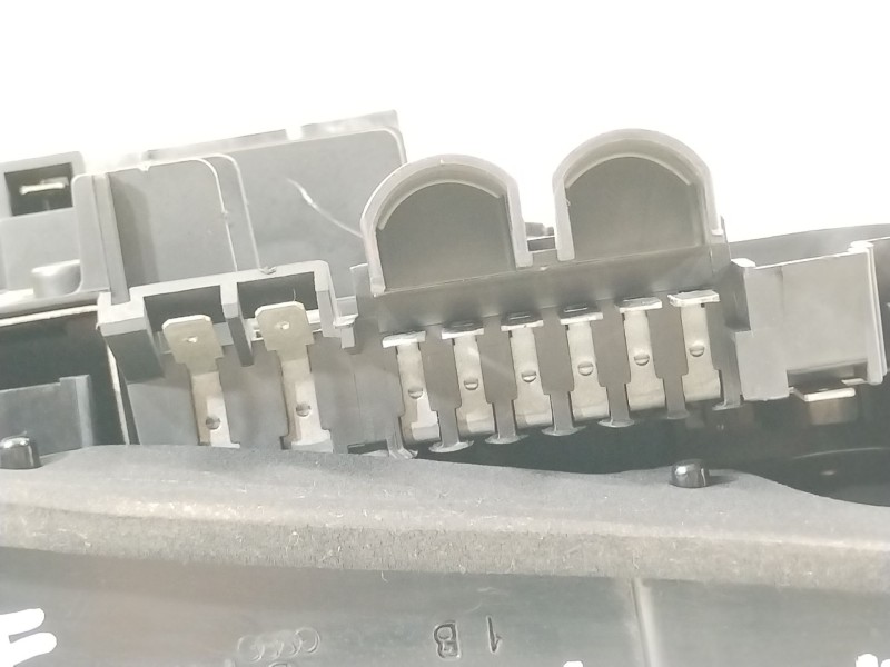 Recambio de piloto trasero derecho para volkswagen golf ii (19e, 1g1) 1.6 referencia OEM IAM 191945112A 191945258 