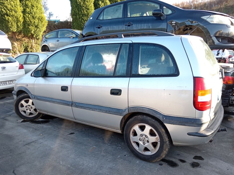 opel zafira a monospace (t98) del año 2000