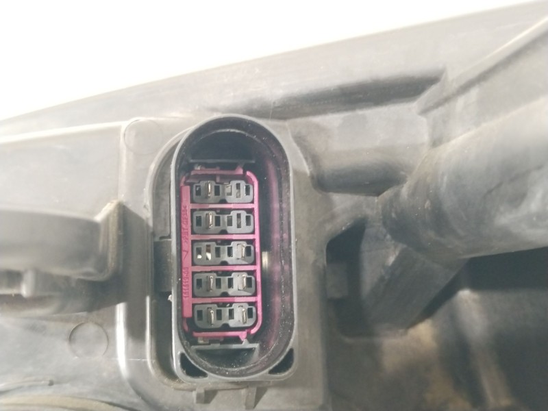 Recambio de faro derecho para ford kuga i 2.0 tdci 4x4 referencia OEM IAM 8V4113W029AC 1EJ009696 