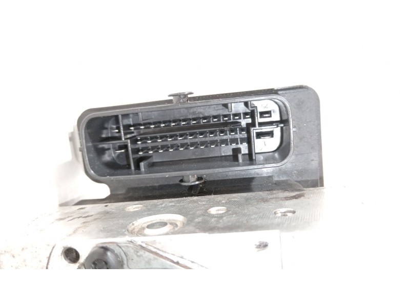 Recambio de abs para hyundai i30 (gd) 1.6 crdi referencia OEM IAM 6158945200 2L58930600 589202L520