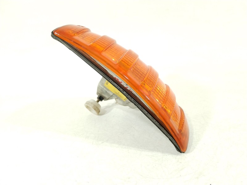 Recambio de piloto delantero izquierdo para mercedes-benz 123 sedán (w123) 300 d (123.130) referencia OEM IAM 1305293916  