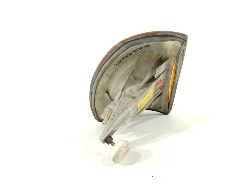 Recambio de piloto delantero izquierdo para mercedes-benz 123 sedán (w123) 300 d (123.130) referencia OEM IAM 1305293916  