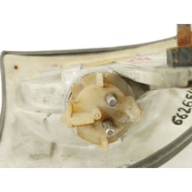 Recambio de piloto delantero derecho para mercedes-benz 123 sedán (w123) 300 d (123.130) referencia OEM IAM 1305233052  