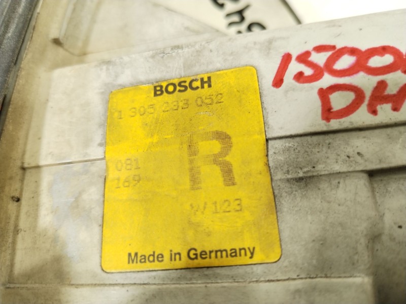 Recambio de piloto delantero derecho para mercedes-benz 123 sedán (w123) 300 d (123.130) referencia OEM IAM 1305233052  