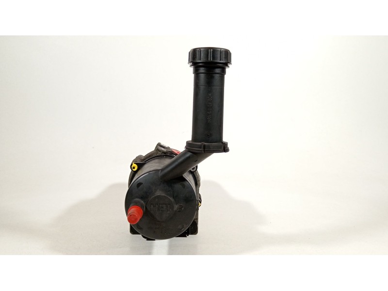 Recambio de bomba direccion para citroën c4 coupé (la_) 1.6 hdi referencia OEM IAM 9657613580  