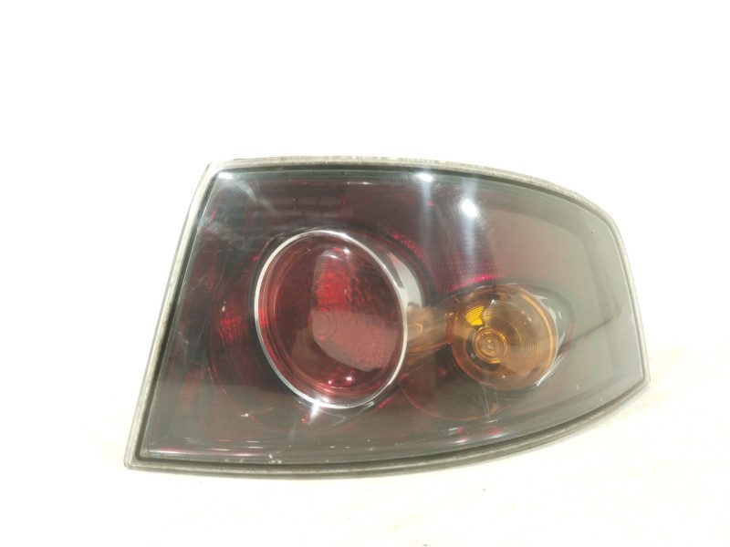 Recambio de piloto trasero derecho para seat ibiza iii (6l1) 1.4 tdi referencia OEM IAM 6L6945112D 6L6945096E 