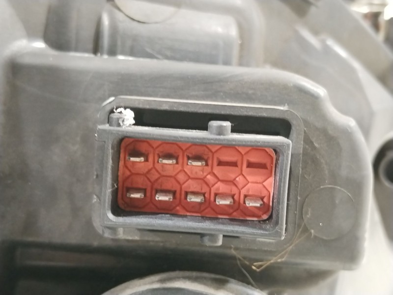 Recambio de faro izquierdo para opel vectra c (z02) 2.2 dti 16v (f69) referencia OEM IAM 15588700 93172953 