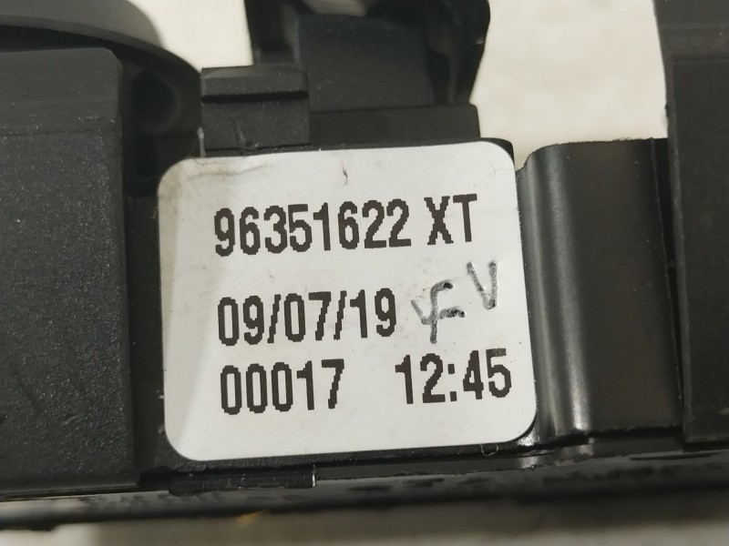 Recambio de mando elevalunas delantero izquierdo para peugeot 307 berlina (s2) x-line referencia OEM IAM 96351622XT  