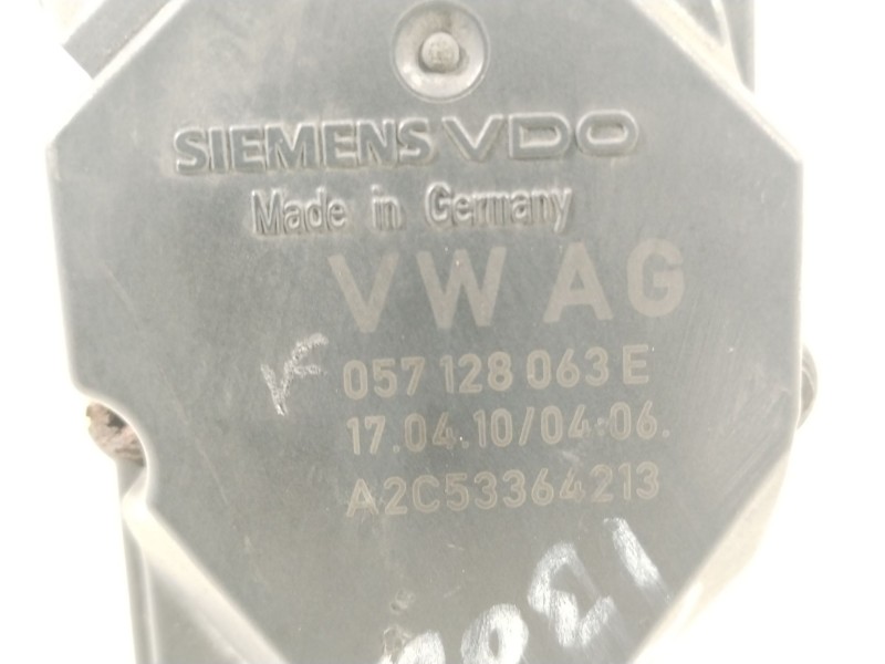 Recambio de caja mariposa para audi a8 (4h) 4.2 tdi quattro referencia OEM IAM 057128063E A2C53364213 