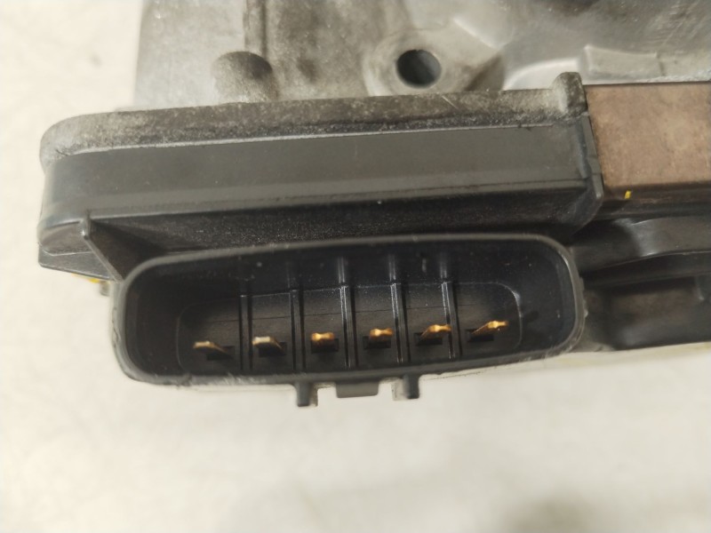 Recambio de caja mariposa para subaru legacy iv (bl) 2.5 awd (bl9) referencia OEM IAM 16112AA010  