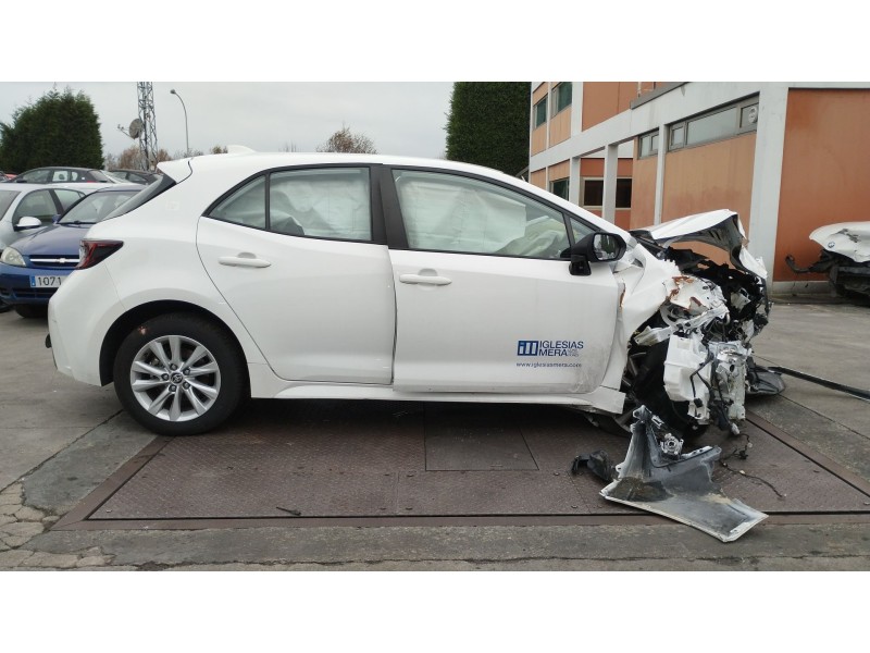 toyota corolla hatchback (_e21_, _ea1_, _eh1_) del año 2024