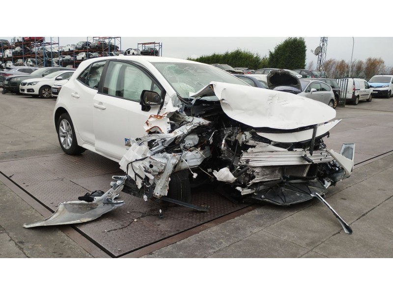 toyota corolla hatchback (_e21_, _ea1_, _eh1_) del año 2024