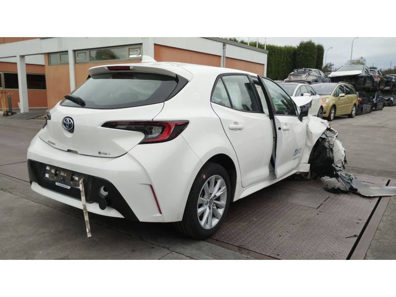 toyota corolla hatchback (_e21_, _ea1_, _eh1_) del año 2024
