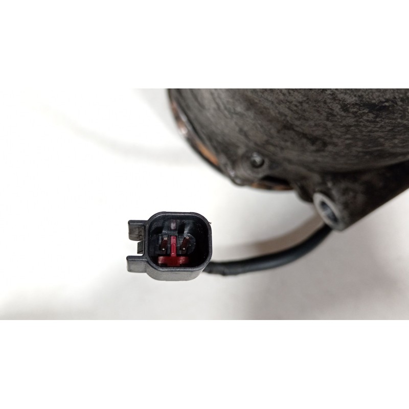 Recambio de compresor aire acondicionado para ford fiesta (cb1) 1.6 tdci cat referencia OEM IAM 8V5119D029D  