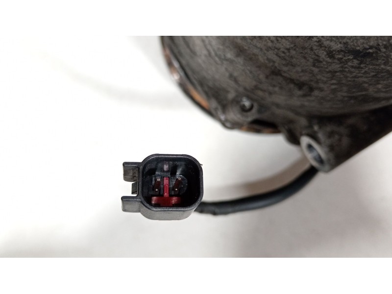 Recambio de compresor aire acondicionado para ford fiesta (cb1) 1.6 tdci cat referencia OEM IAM 8V5119D029D  