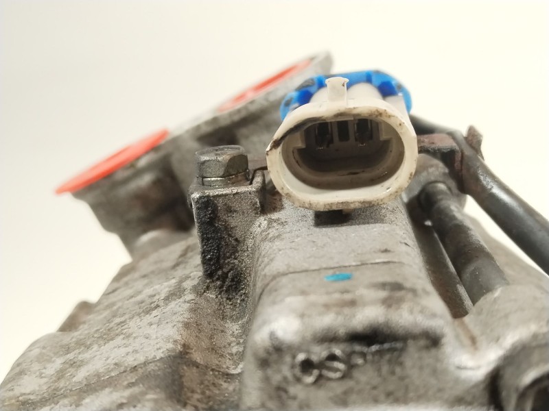 Recambio de compresor aire acondicionado para chevrolet orlando (j309) 2.0 d referencia OEM IAM 13314480  