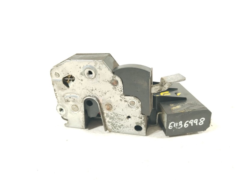 Recambio de cerradura puerta trasera izquierda para bmw 5 (e34) 525 tds referencia OEM IAM 67118353011 8353011 