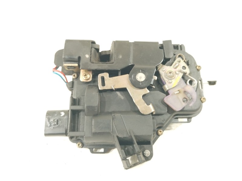 Recambio de cerradura puerta delantera izquierda para volkswagen golf iv (1j1) 1.9 tdi referencia OEM IAM 3B1837015AS  