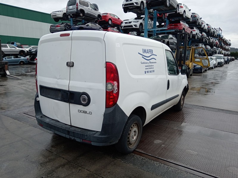 fiat doblo caja/chasis (263_) del año 2011