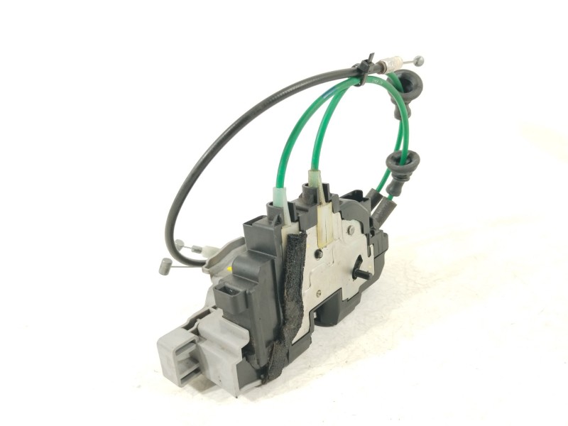 Recambio de cerradura puerta trasera izquierda para hyundai i30 comfort referencia OEM IAM 814102L000  