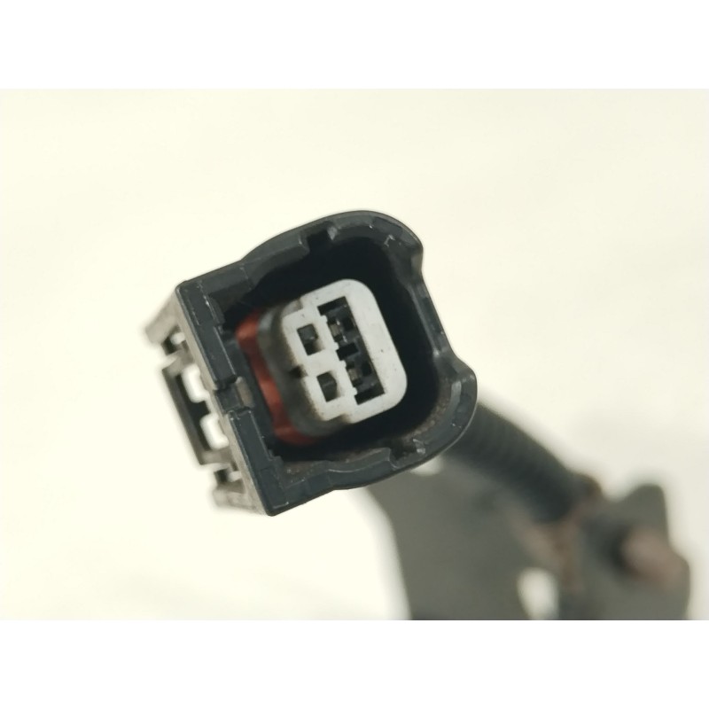 Recambio de enganche cinturon trasero izquierdo para honda civic lim.4 (fb) comfort referencia OEM IAM 1040138 225048 