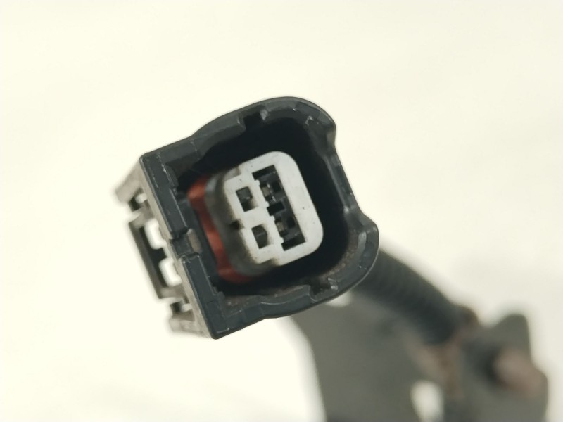 Recambio de enganche cinturon trasero izquierdo para honda civic lim.4 (fb) comfort referencia OEM IAM 1040138 225048 