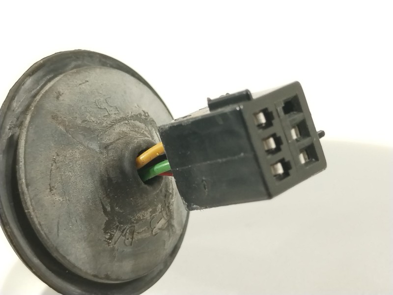 Recambio de retrovisor izquierdo para opel corsa d cmon referencia OEM IAM 13188496  