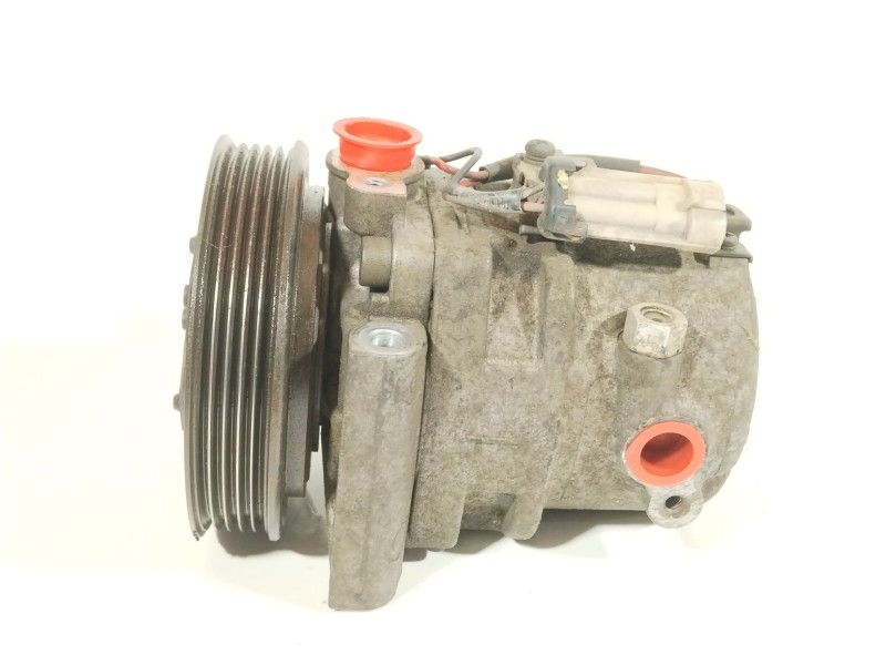 Recambio de compresor aire acondicionado para fiat uno referencia OEM IAM 51786321  