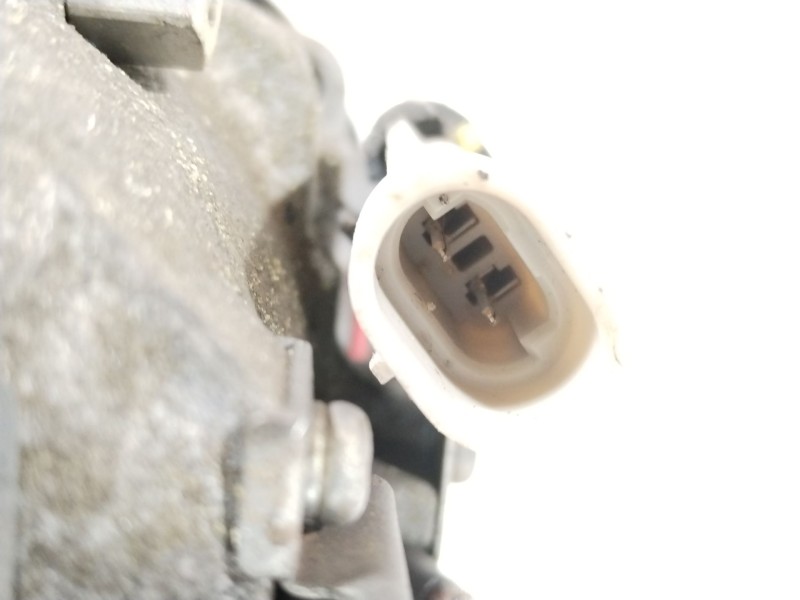 Recambio de compresor aire acondicionado para fiat uno referencia OEM IAM 51786321  