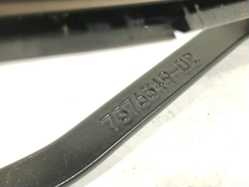 Recambio de brazo limpia delantero izquierdo para mini mini (f56) cooper d referencia OEM IAM 61617376349  