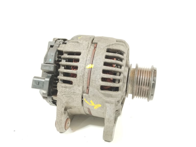 Recambio de alternador para seat ibiza iii (6l1) 1.9 tdi referencia OEM IAM 038903023L 0124325001 