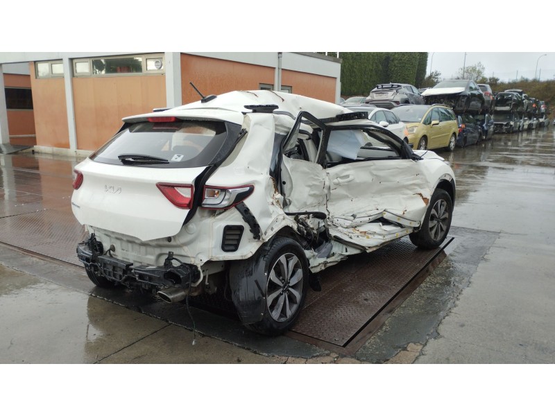 kia stonic (yb) del año 2021