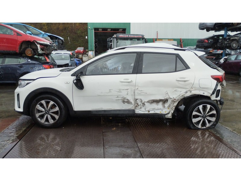 kia stonic (yb) del año 2021