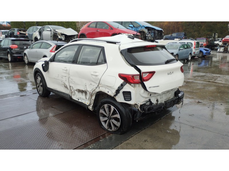 kia stonic (yb) del año 2021