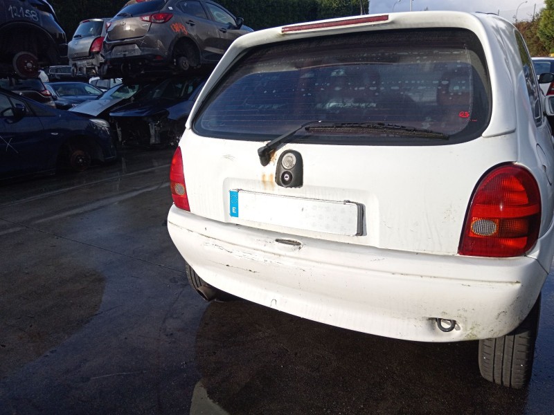 opel corsa b (s93) del año 1995