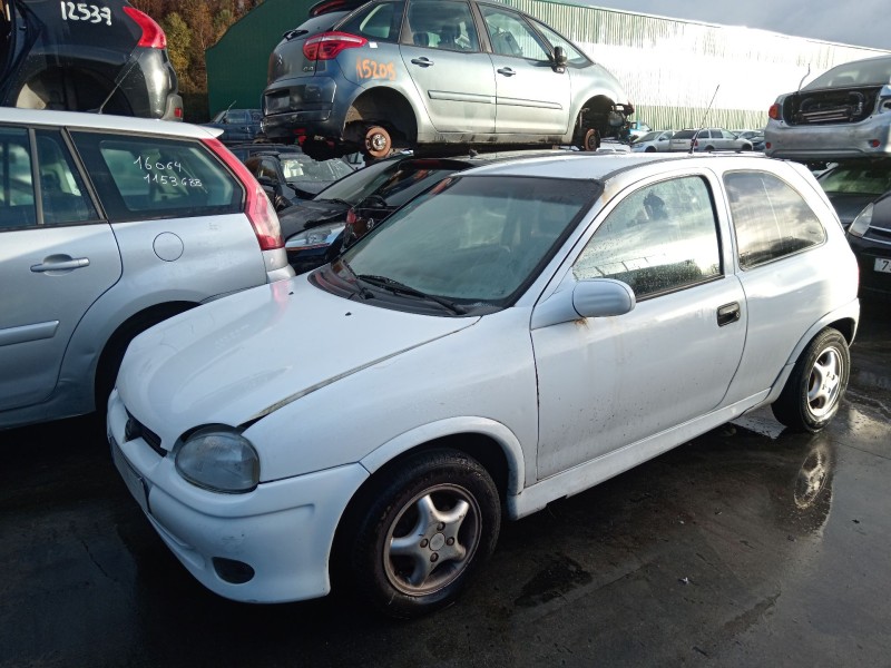 opel corsa b (s93) del año 1995
