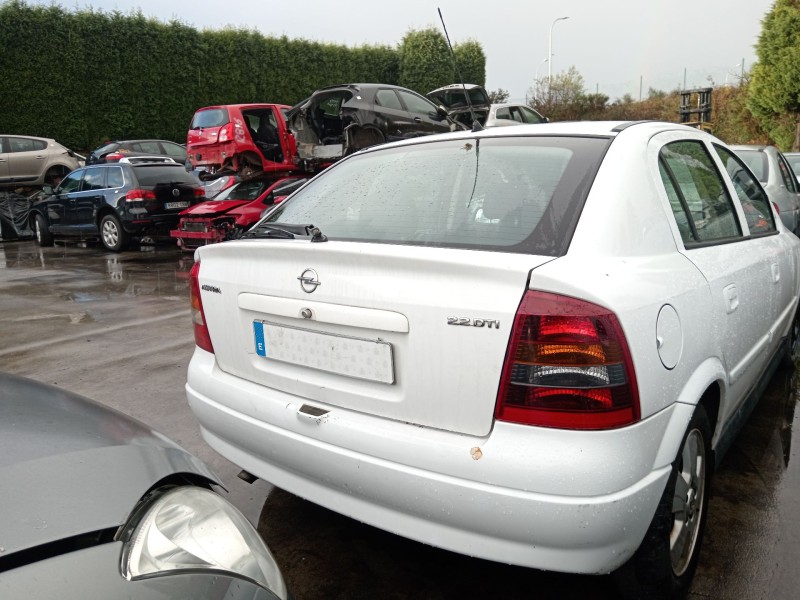 opel astra g hatchback (t98) del año 2003