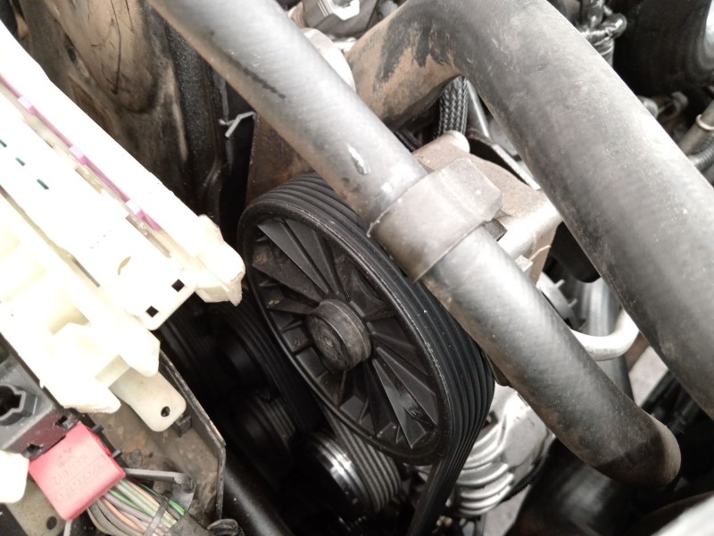 Recambio de bomba direccion para volvo xc90 i (275) d5 awd referencia OEM IAM 30665100  7617955120