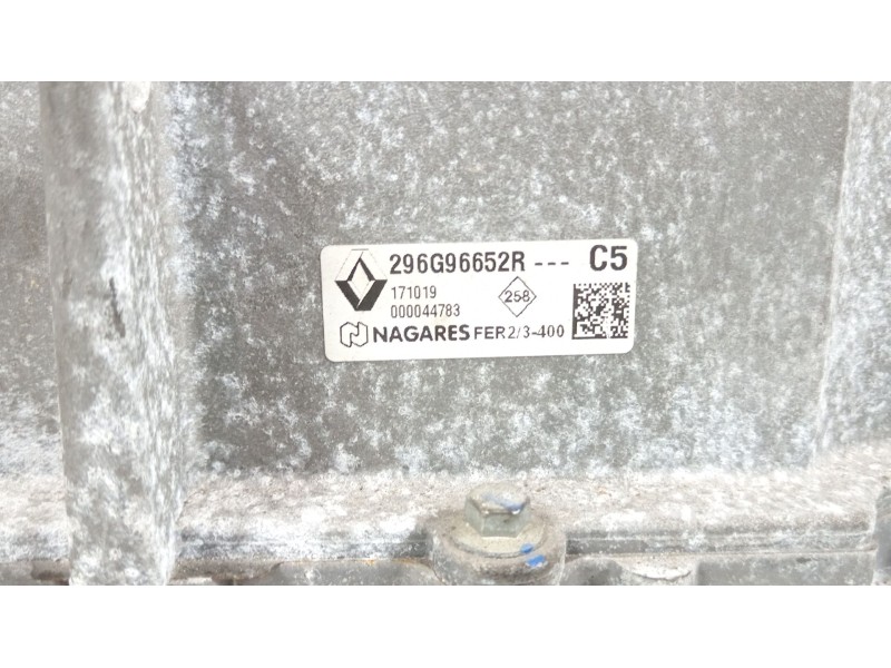 Recambio de convertidor potencia para renault zoe bose referencia OEM IAM 296G96652R  296059672R