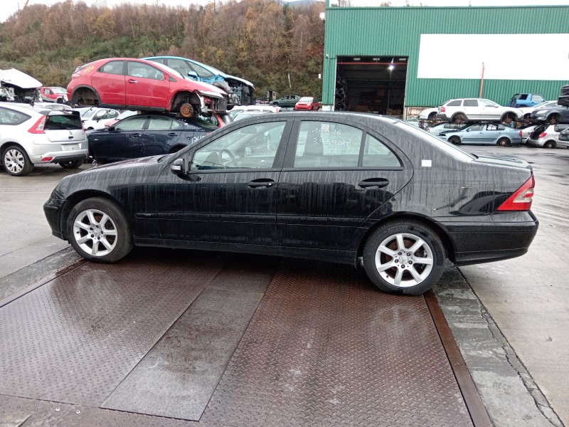 mercedes-benz clase c (w203) del año 2005