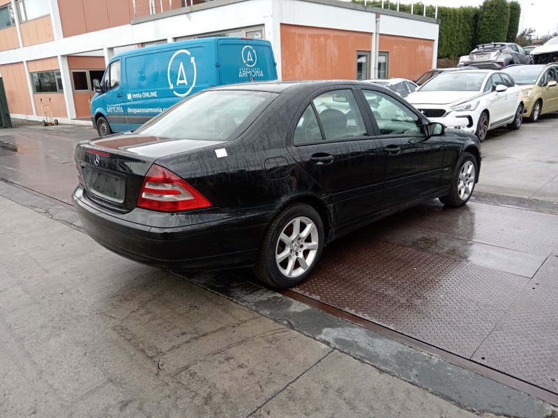 mercedes-benz clase c (w203) del año 2005