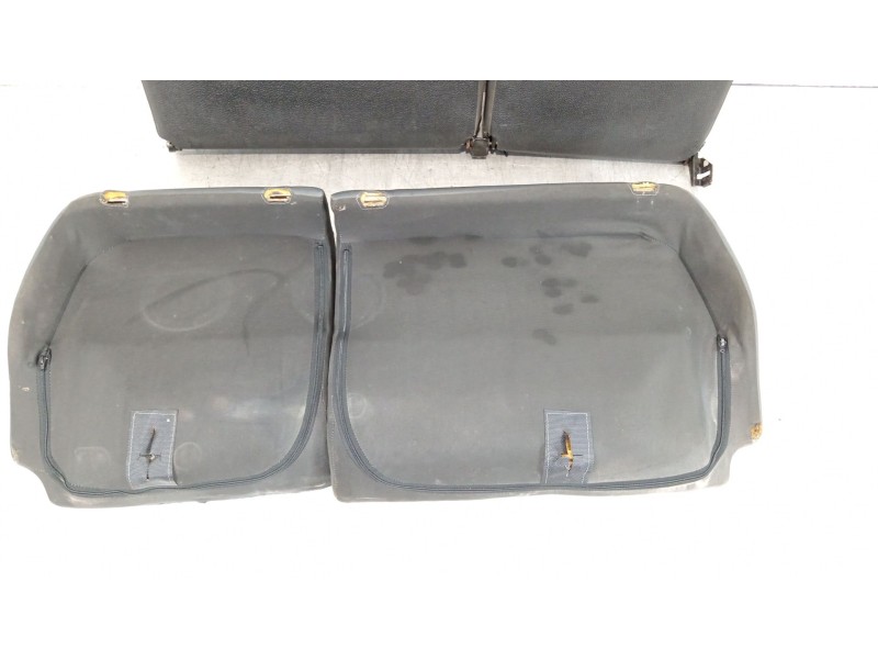 Recambio de juego asientos completo para citroën saxo 1.4 vts referencia OEM IAM saxo vts  
