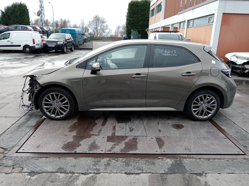 toyota corolla fastback (_e21_) del año 2019